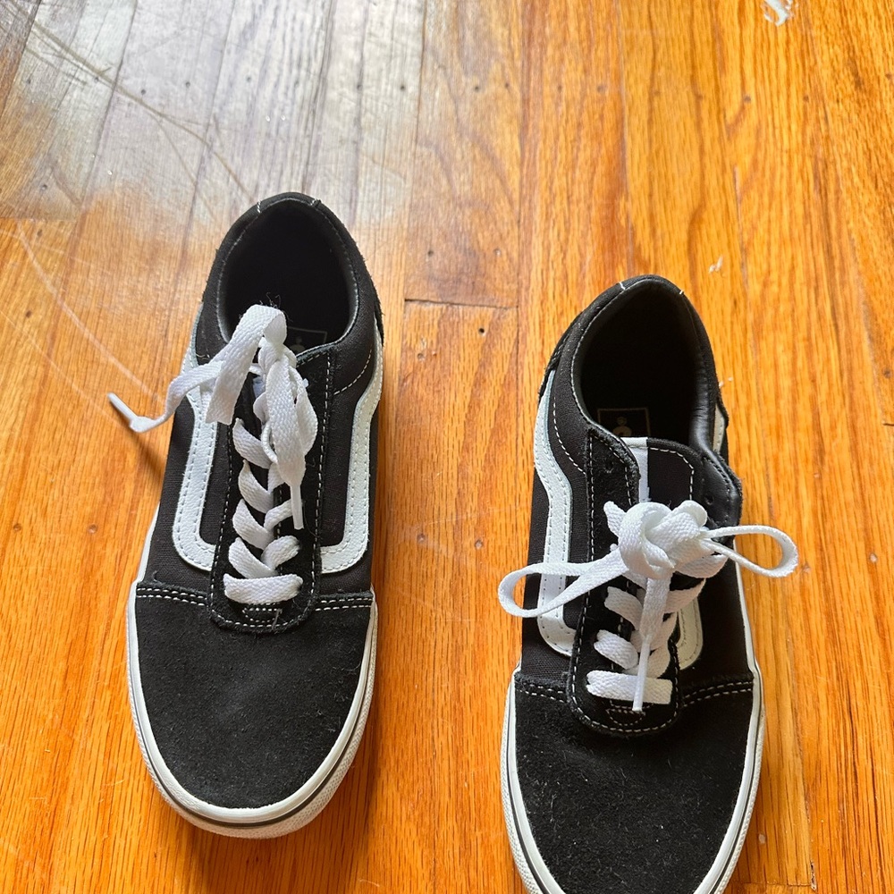 Boys vans size 3